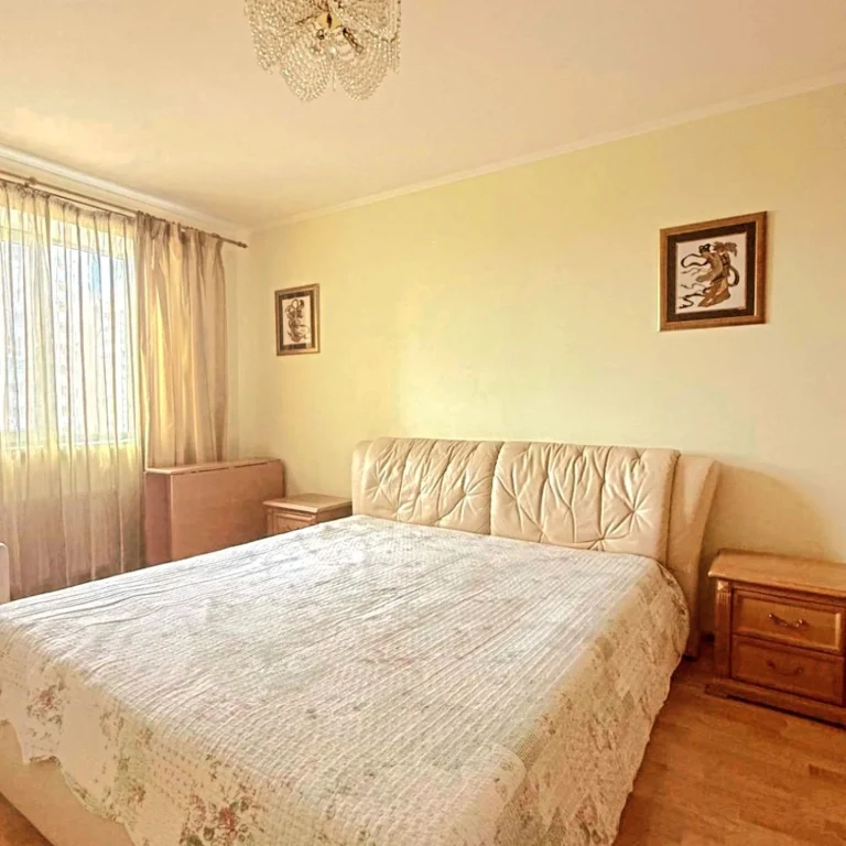 For Sale: 2-room apartment on Грушевського Street, Bровари