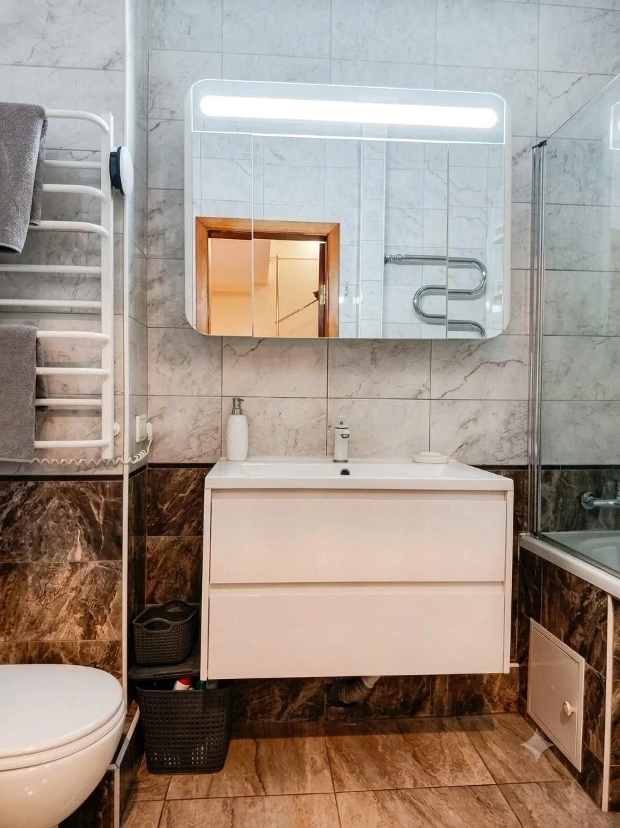 Продам 3-кім.дворівневу кв.98 кв.м, вул.Чорних Запорожців Бр