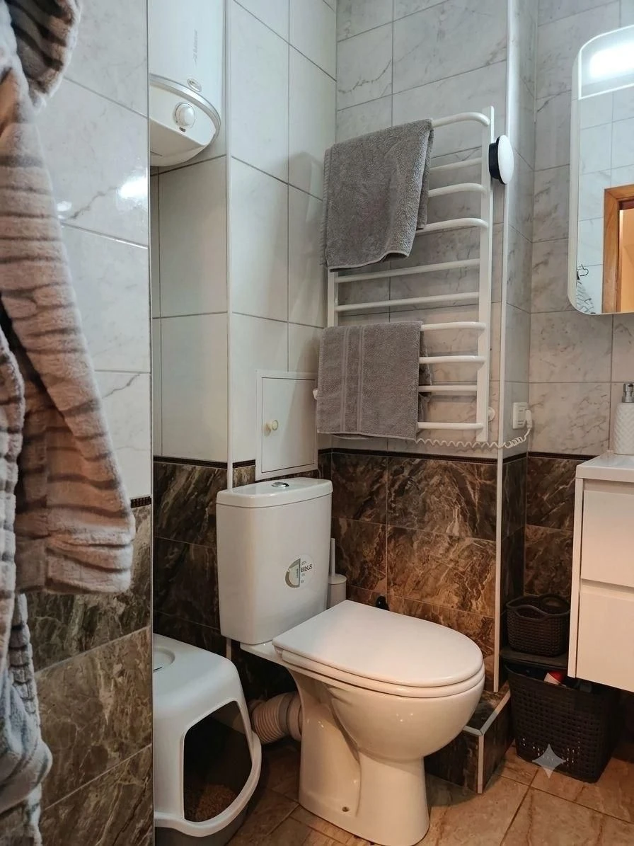 Продам 3-кім.дворівневу кв.98 кв.м, вул.Чорних Запорожців Бр