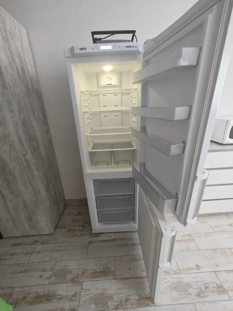 Продам 1 кім.квартиру ЖК Атлант вул. Симона Петлюри м.Бровар