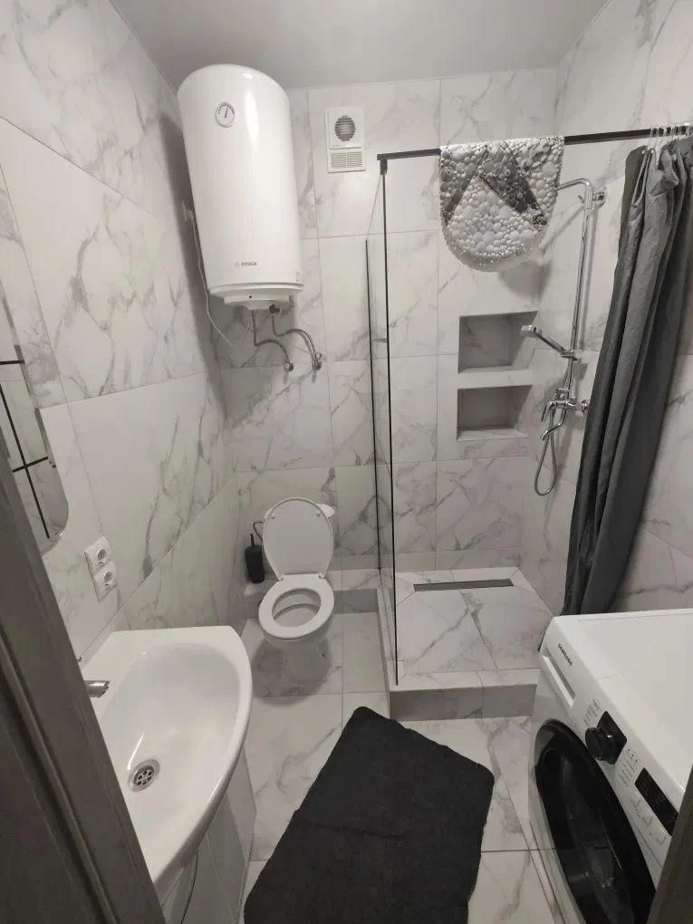 Продам 1 кім.квартиру ЖК Атлант вул. Симона Петлюри м.Бровар