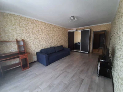 Продается 1-комнатная квартира в ЖК "Зеленый квартал", 57 м2!