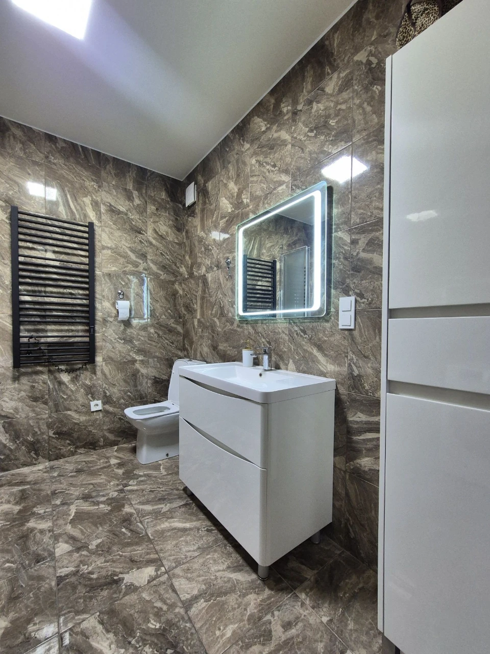 ЖК Саванна Сіті, продаж 3 к квартири 92 м²