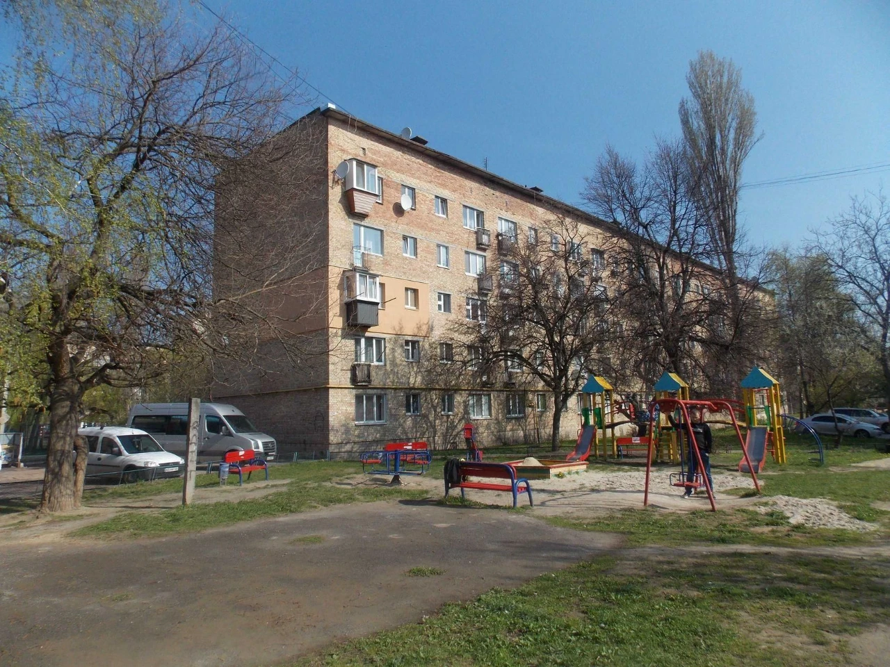 Продається 1-кімнатна квартира, Бровари, центр