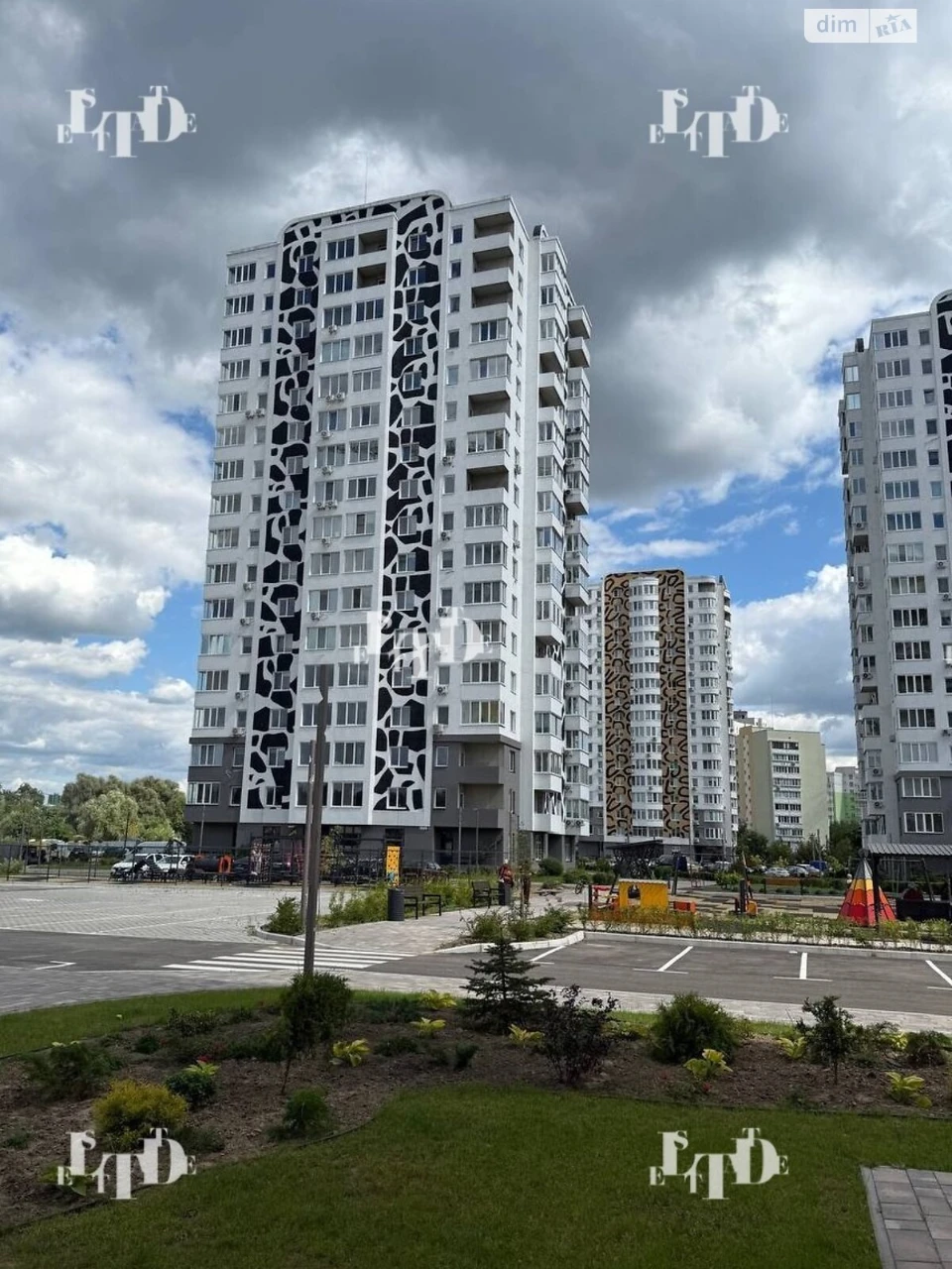 Продається Квартира в Масиві