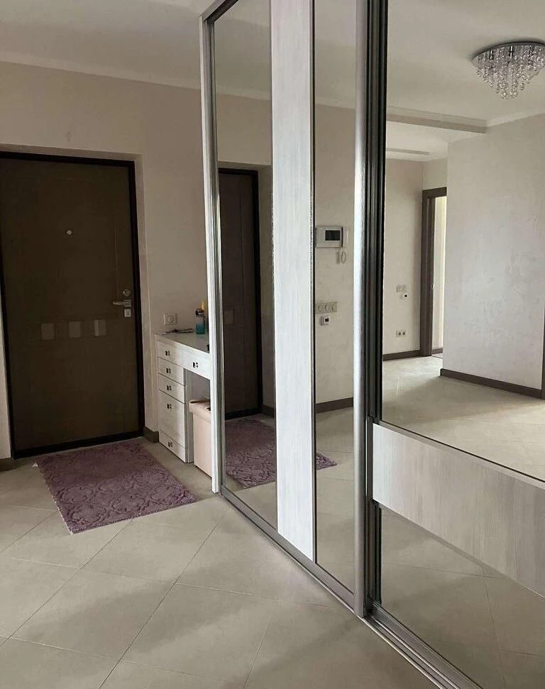 Продам 3-к квартиру 113м.кв. вул. Павла Чубинського 3, DM