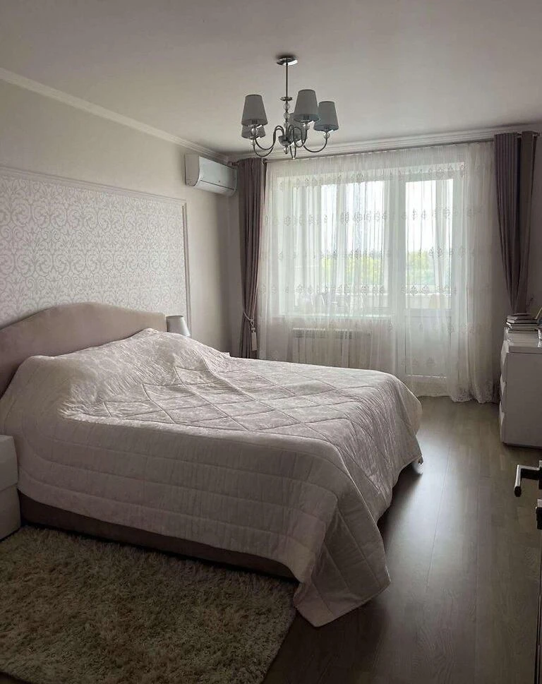 Продам 3-к квартиру 113м.кв. вул. Павла Чубинського 3, DM