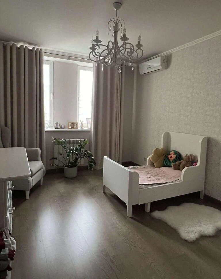 Продам 3-к квартиру 113м.кв. вул. Павла Чубинського 3, DM
