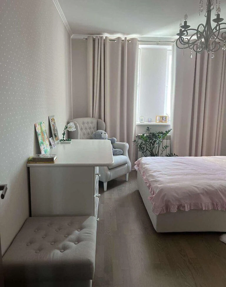 Продам 3-к квартиру 113м.кв. вул. Павла Чубинського 3, DM