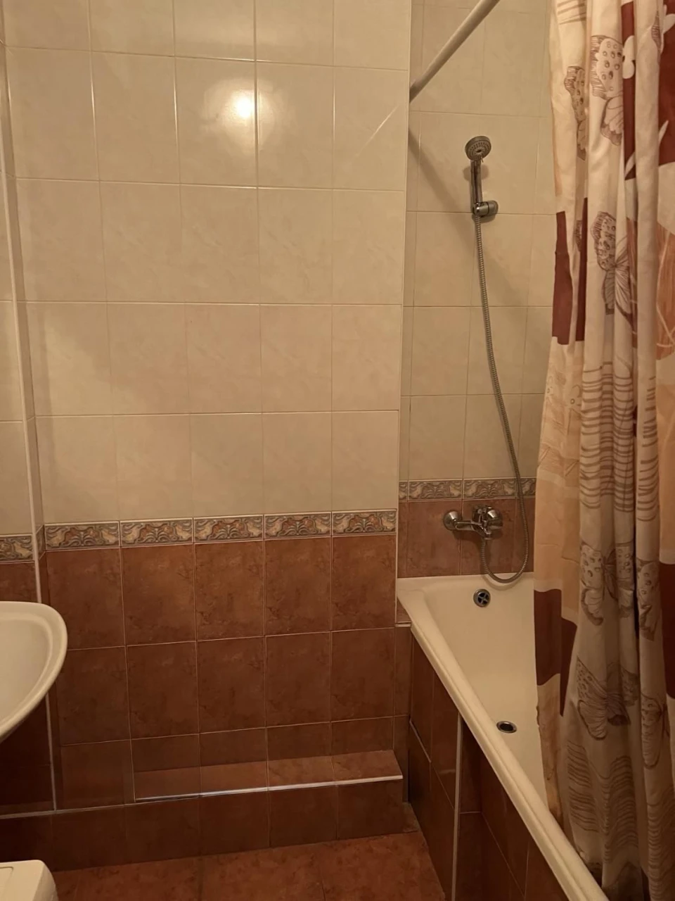 Продам 3-кім. кв. 98м.кв., Грушевського, Бровари DM