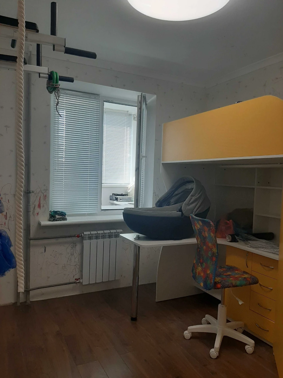 Продається 1 кімнатна квартира по вулиці Симона Петлюри 36а