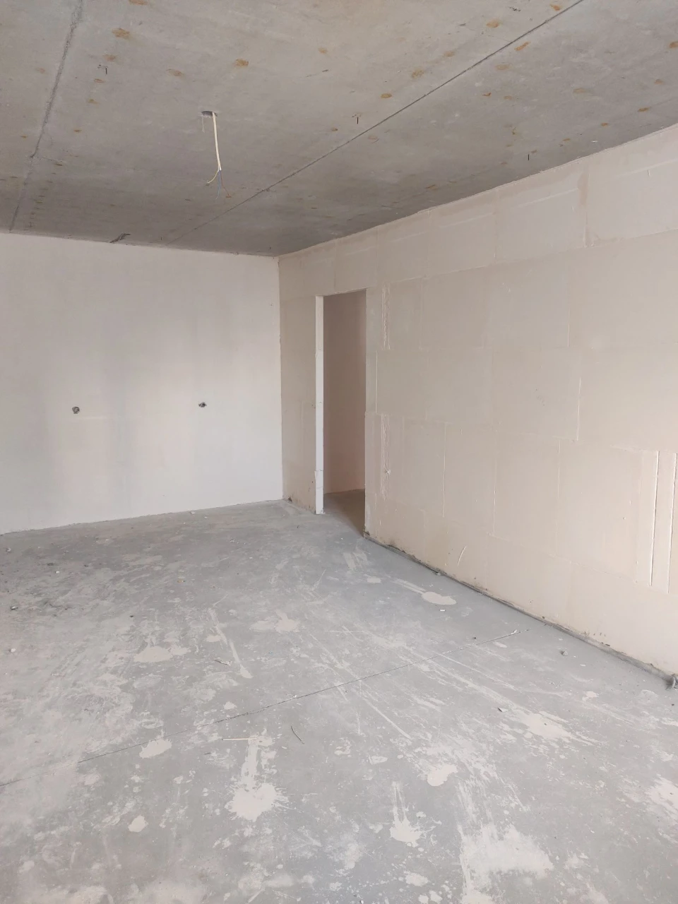 Sale of a 2-room apartment at Kyivska Street 111, Atlant Residence.