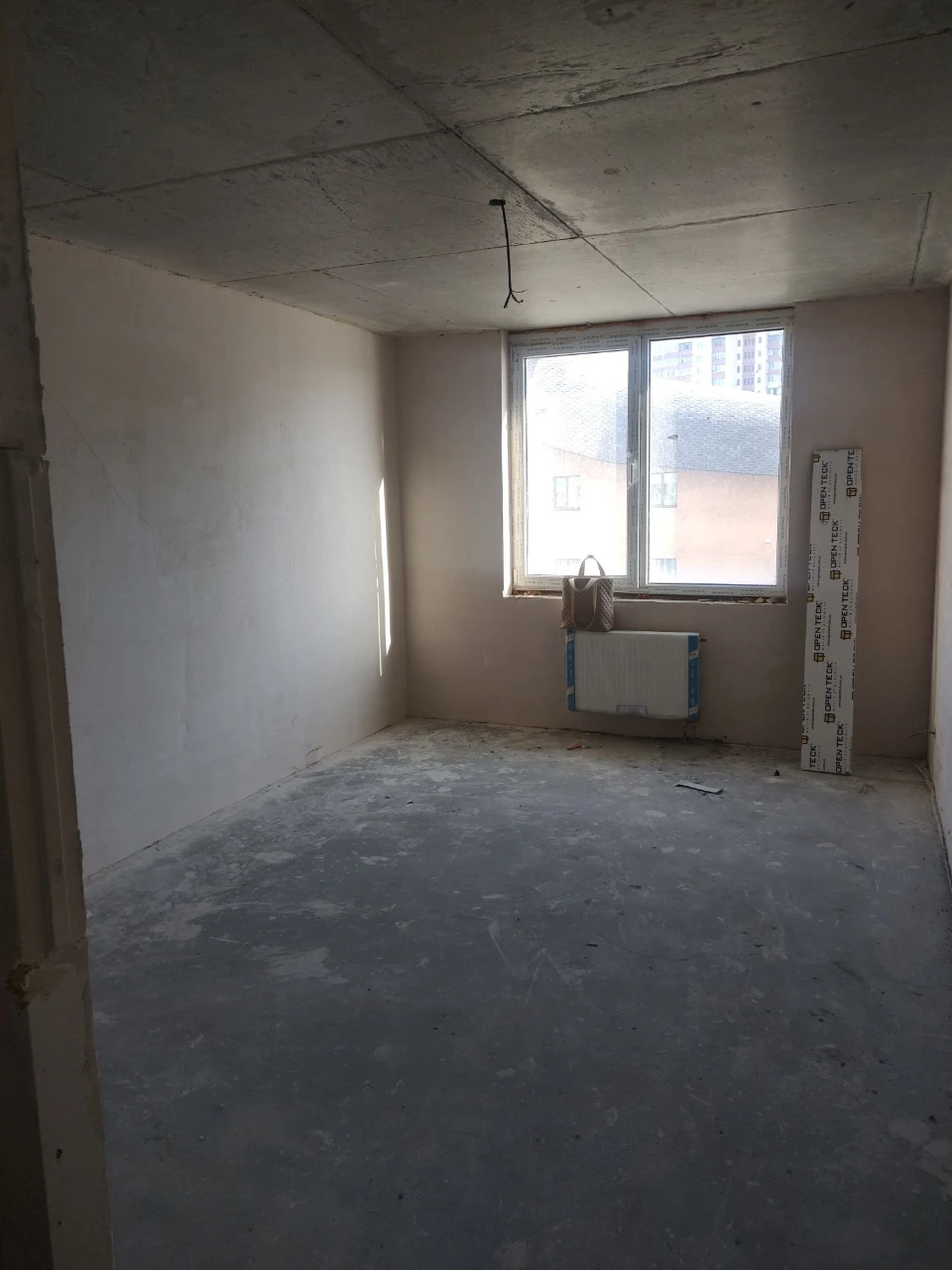 Sale of a 2-room apartment at Kyivska Street 111, Atlant Residence.