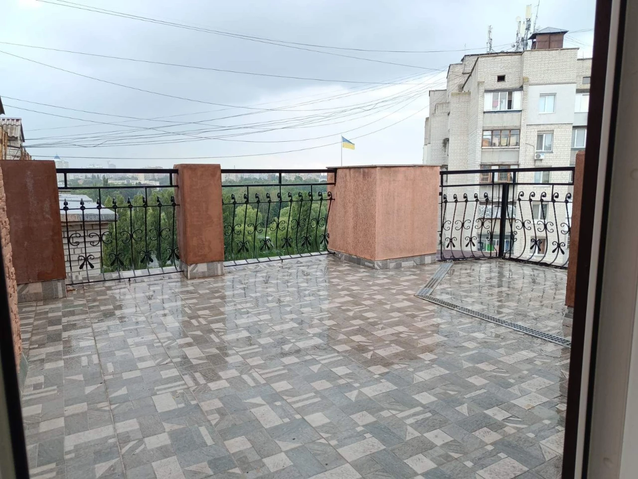 Продається терміново однокімнатна квартира в Броварах, район парк