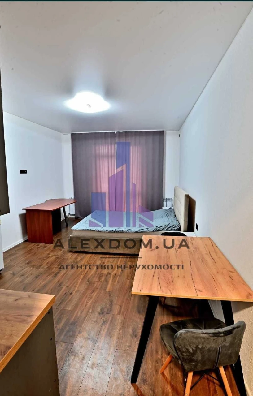 Продається 1-кімнатна квартира, вул. Героїв Крут 14, Бровари