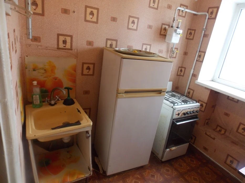 Продам 1-кімнатну квартиру (28,1) в Броварах/центр