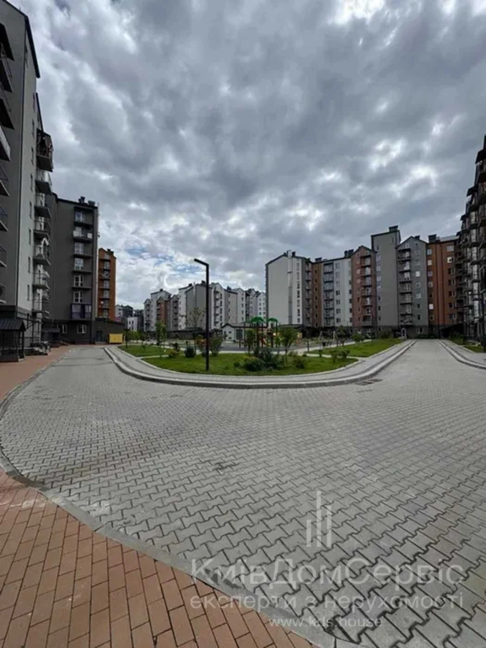 3-room apartment for sale in the Skandia Brovary residential complex, near the Lesova metro station