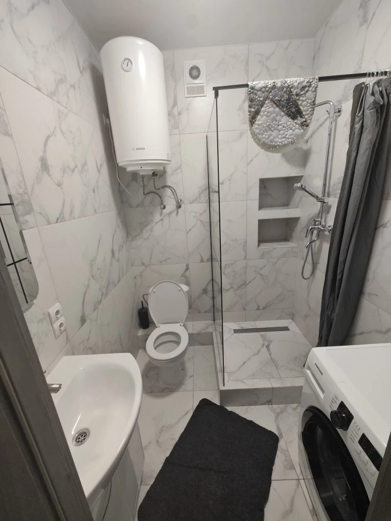 Власник, 30м2, Петлюри 21б, 19/21
