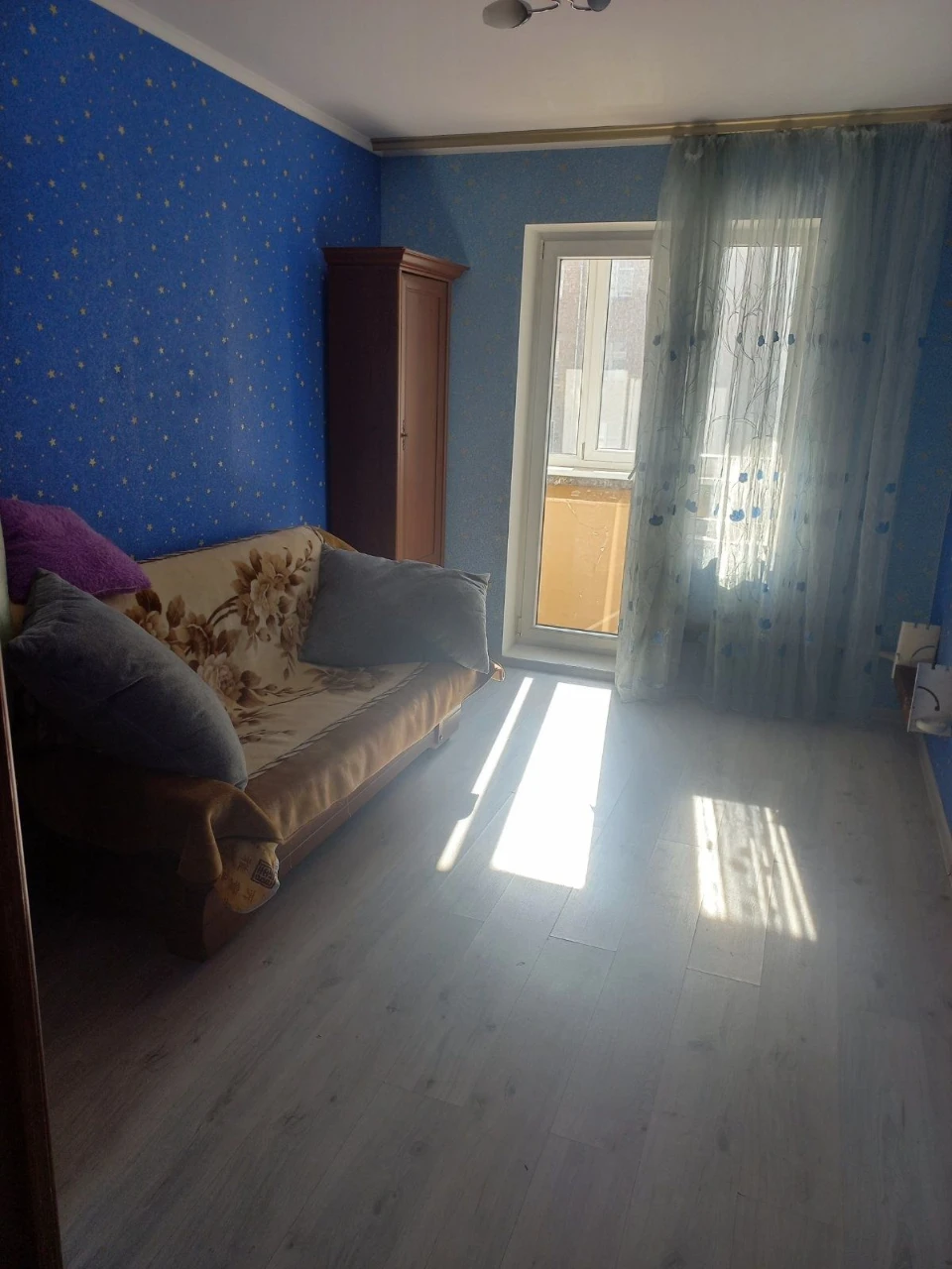 Бровари, Торгмаш, Володимирського 1