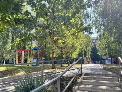 Продається 3-кімнатна квартира з ремонтом у центрі міста Бровари