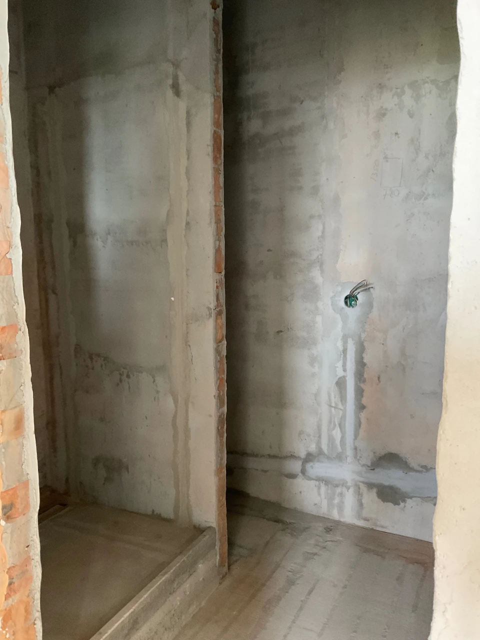 Price Reduced! Apartment for Sale: "Lesovy Kvartal" - 2-room apartment