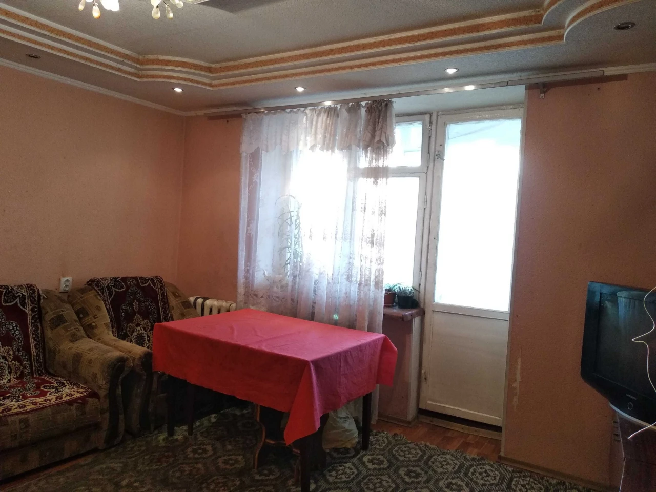 Трехкомнатная квартира, вид на город, кирпичный дом, Верхний Мас