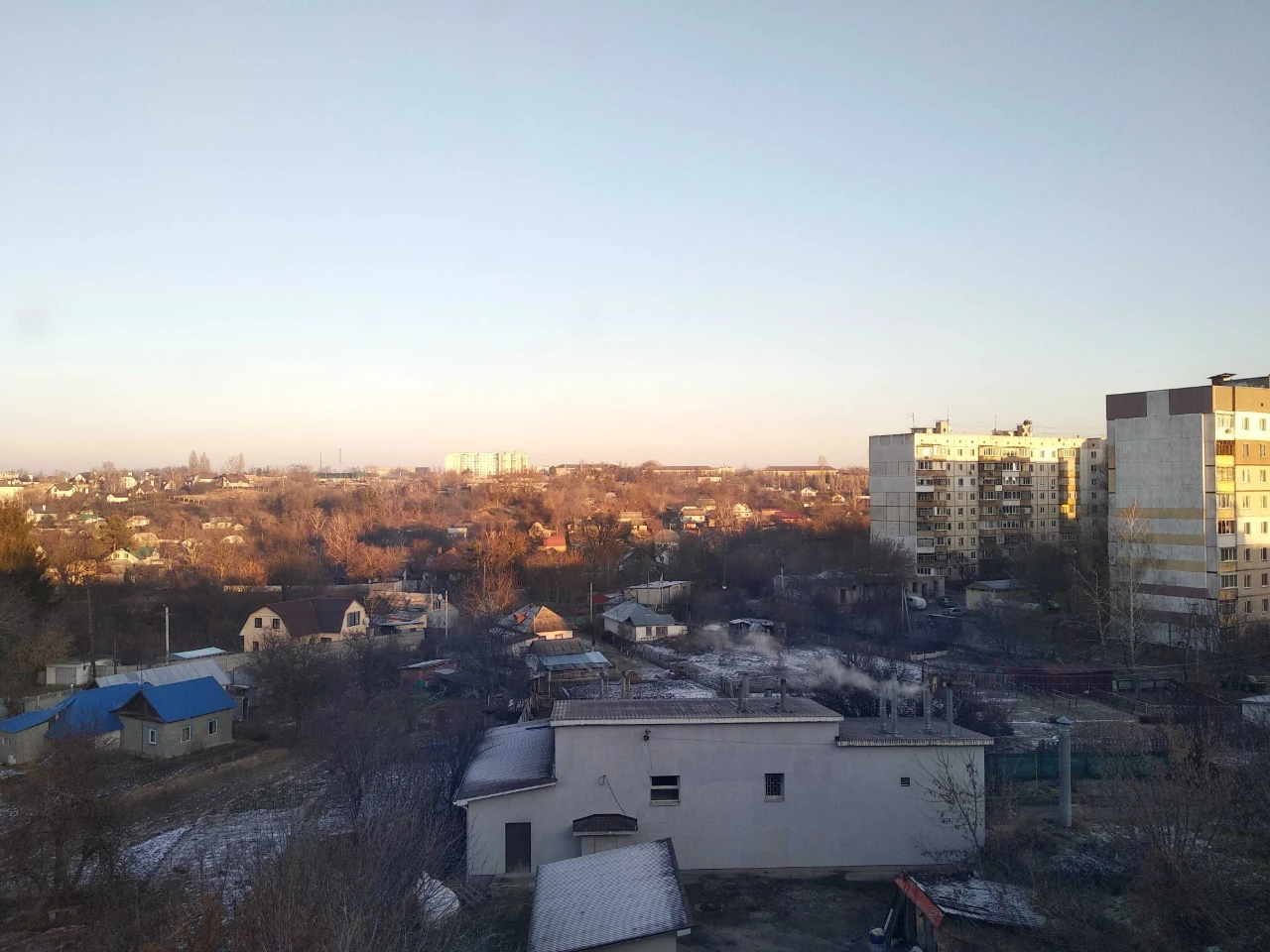 Трехкомнатная квартира, вид на город, кирпичный дом, Верхний Мас