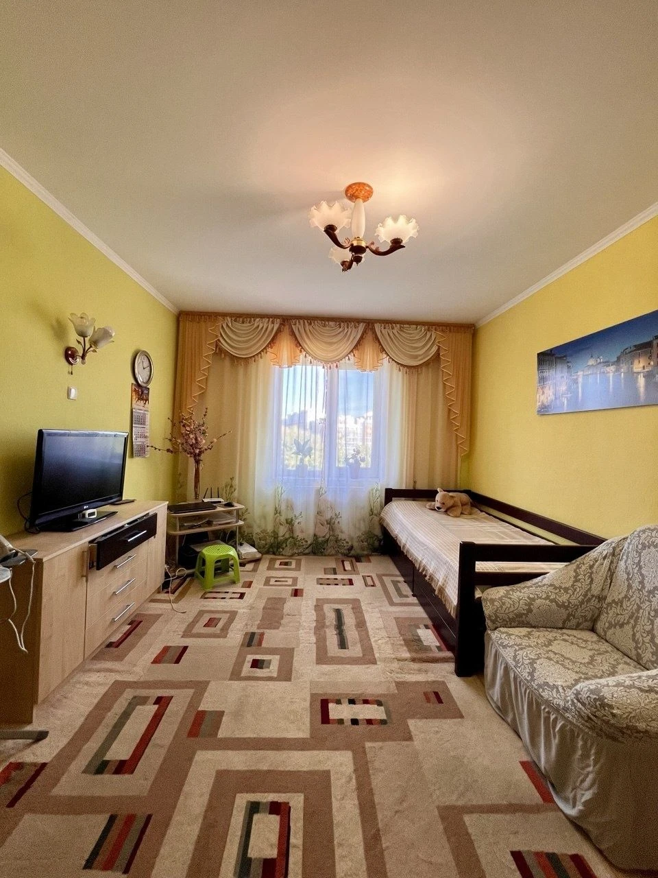 Продажа просторной 3-комнатной квартиры. Район: Мистечко
