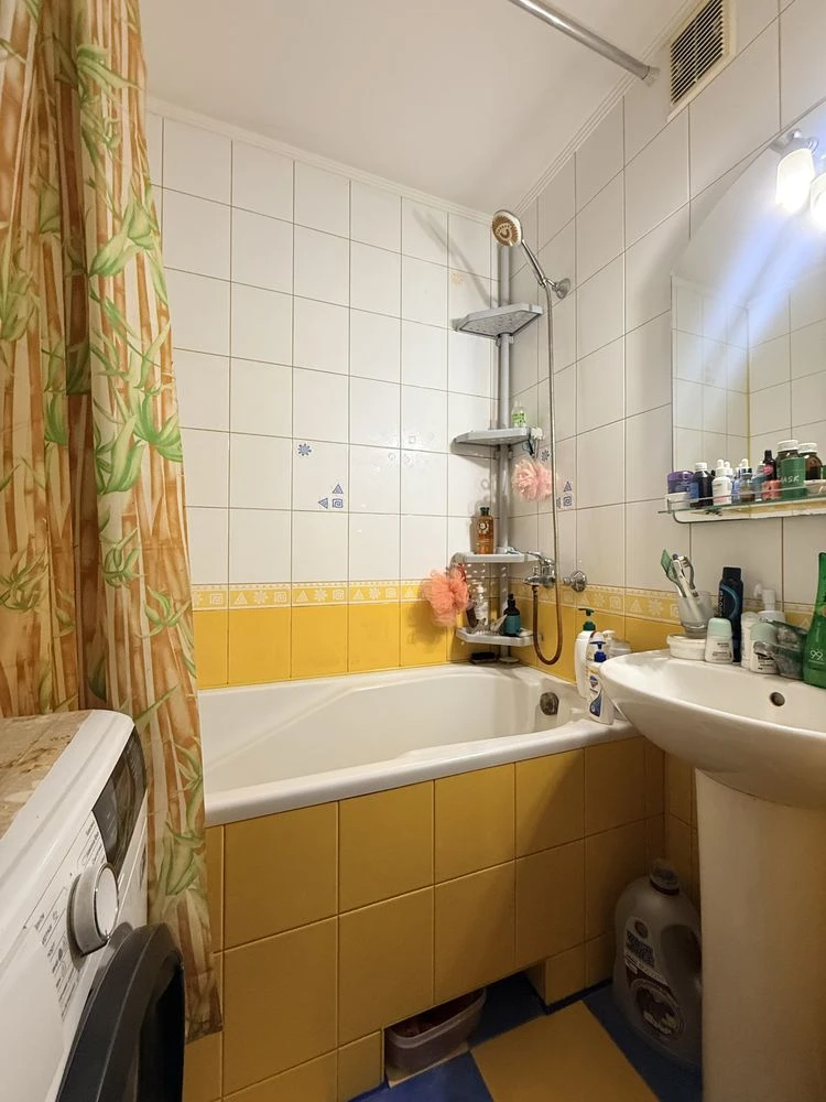 Sale of a three-room apartment. Sunny.