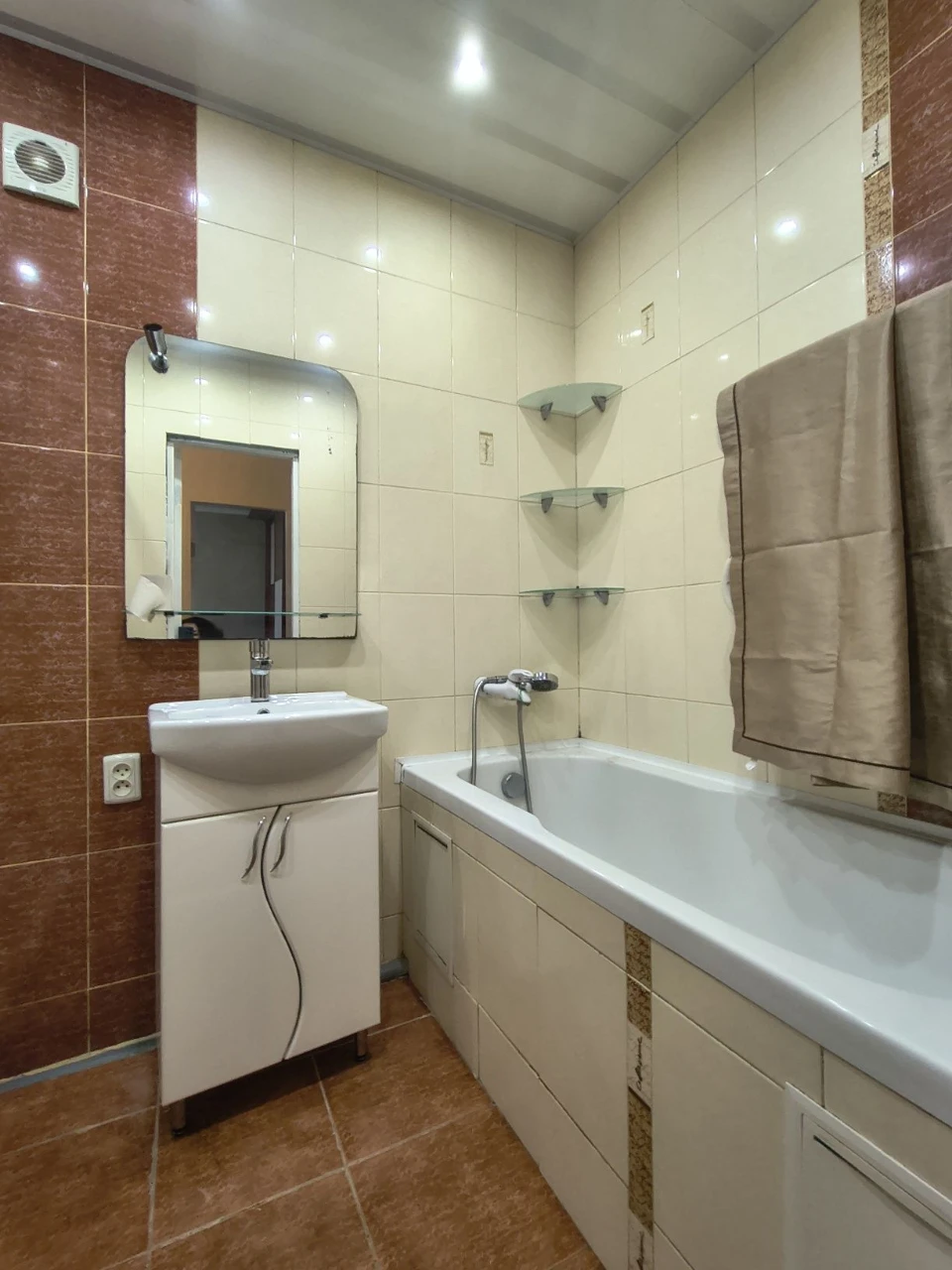 Продаж 3 кім квартири. Городок. Без комісії