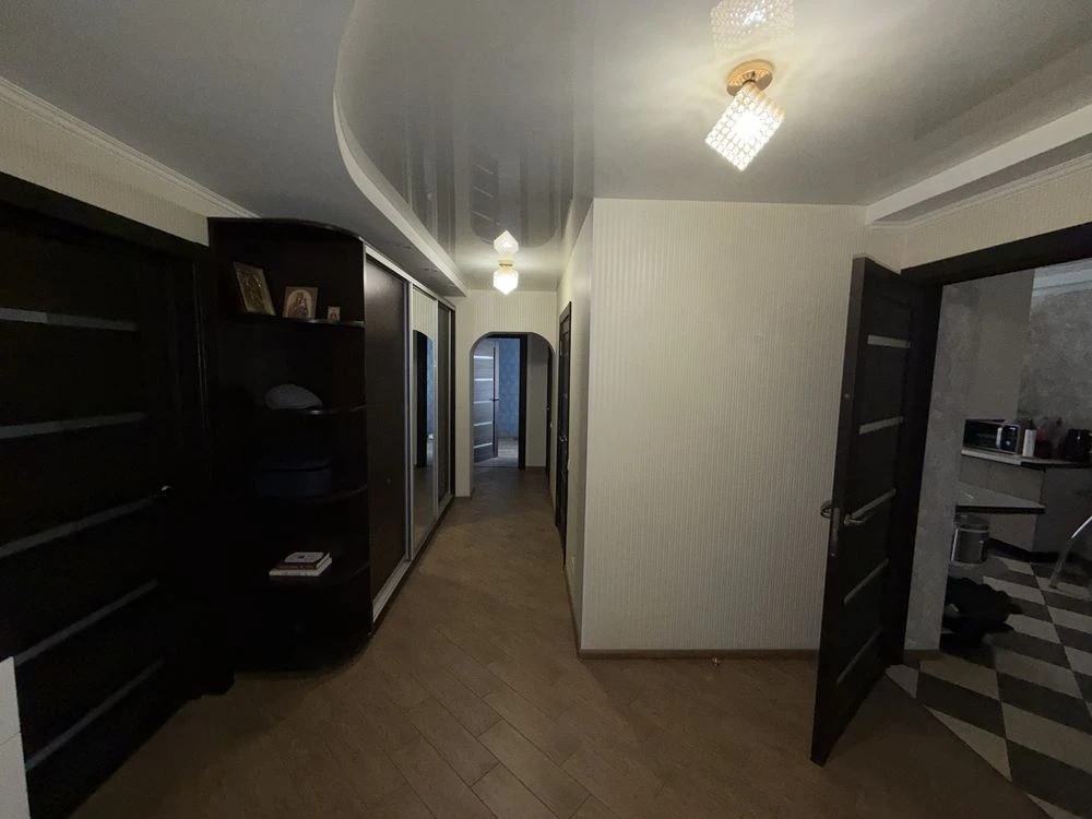 Просторная 3-комнатная квартира 76 м² с ремонтом | Митниця | Ва