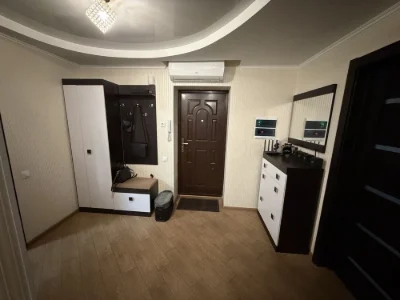 Просторная 3-комнатная квартира 76 м² с ремонтом | Митниця | Ва