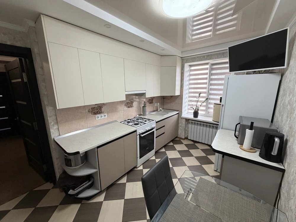 Просторная 3-комнатная квартира 76 м² с ремонтом | Митниця | Ва