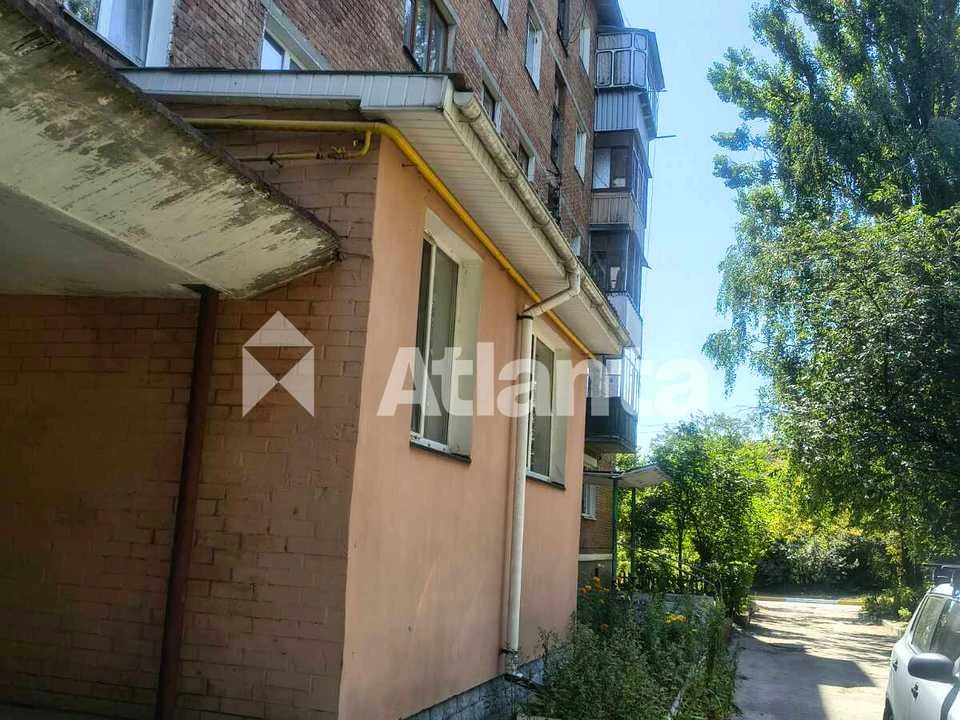 Apartment. Vasylkiv, Het'mana Sagaidachno Street