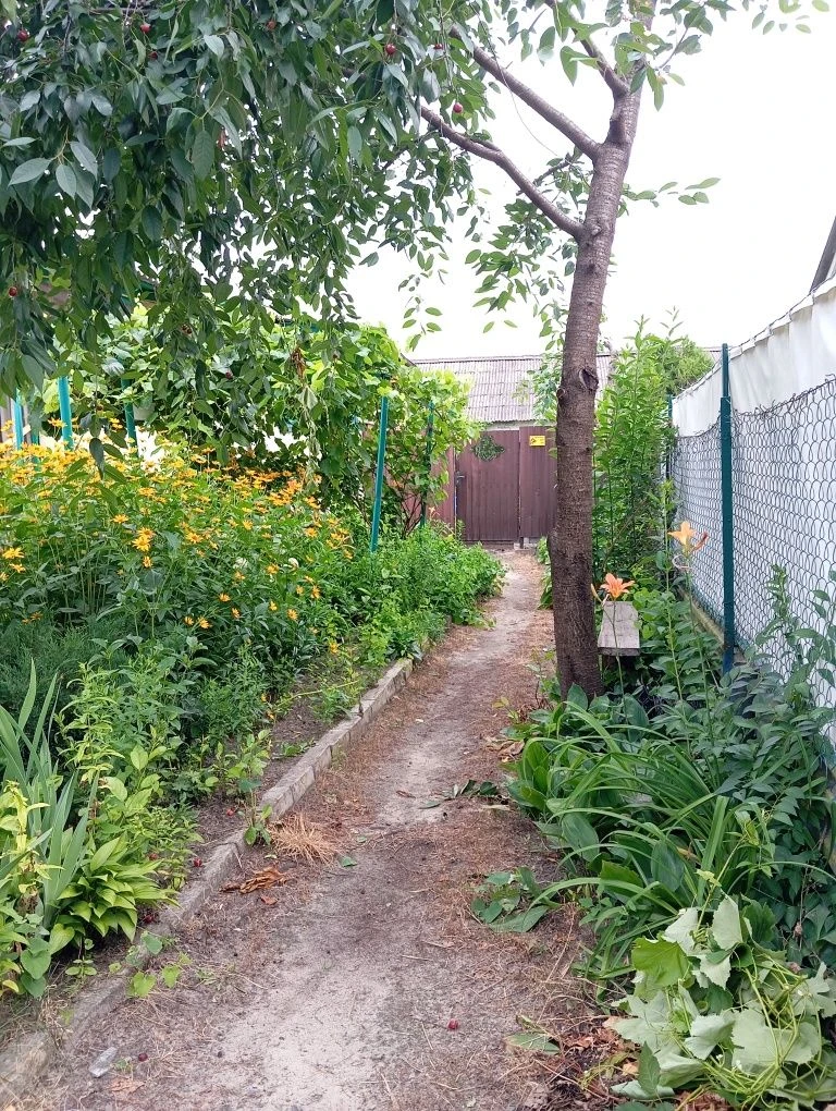 Urgent sale of a 2-room apartment in the documents. Apartment.