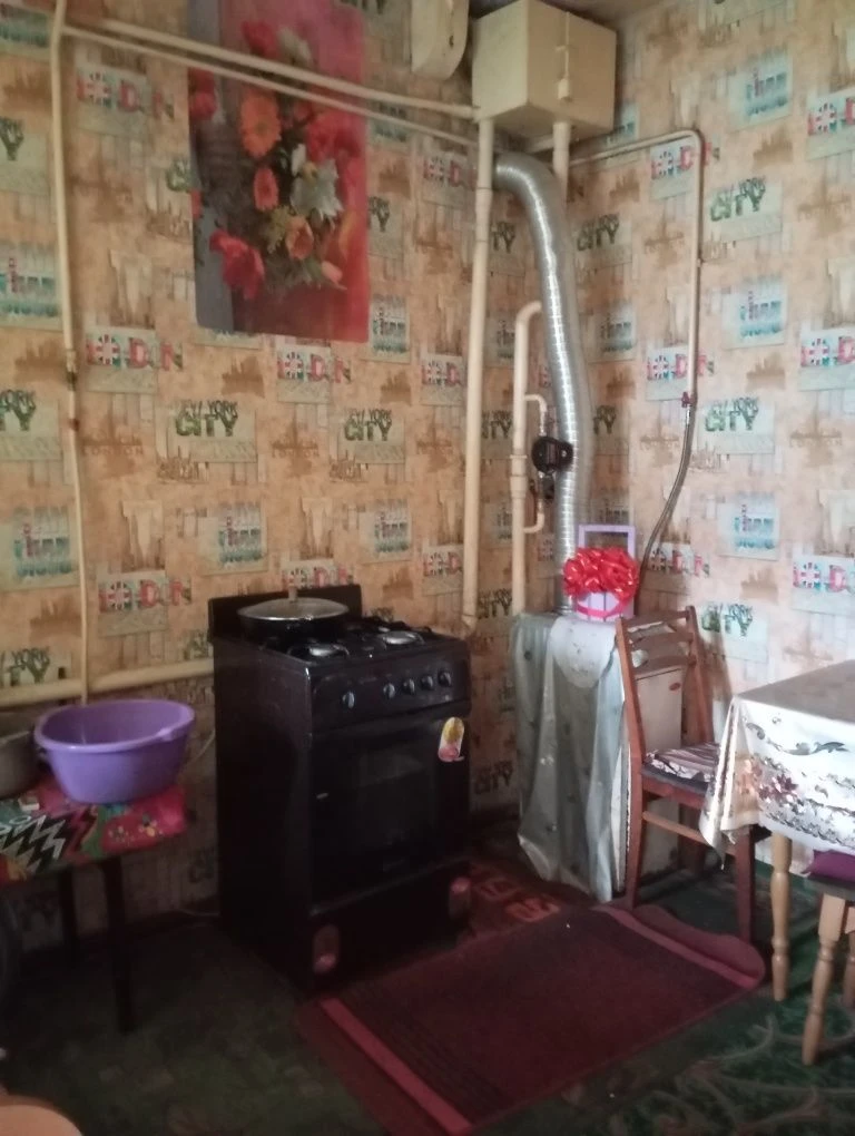 Urgent sale of a 2-room apartment in the documents. Apartment.