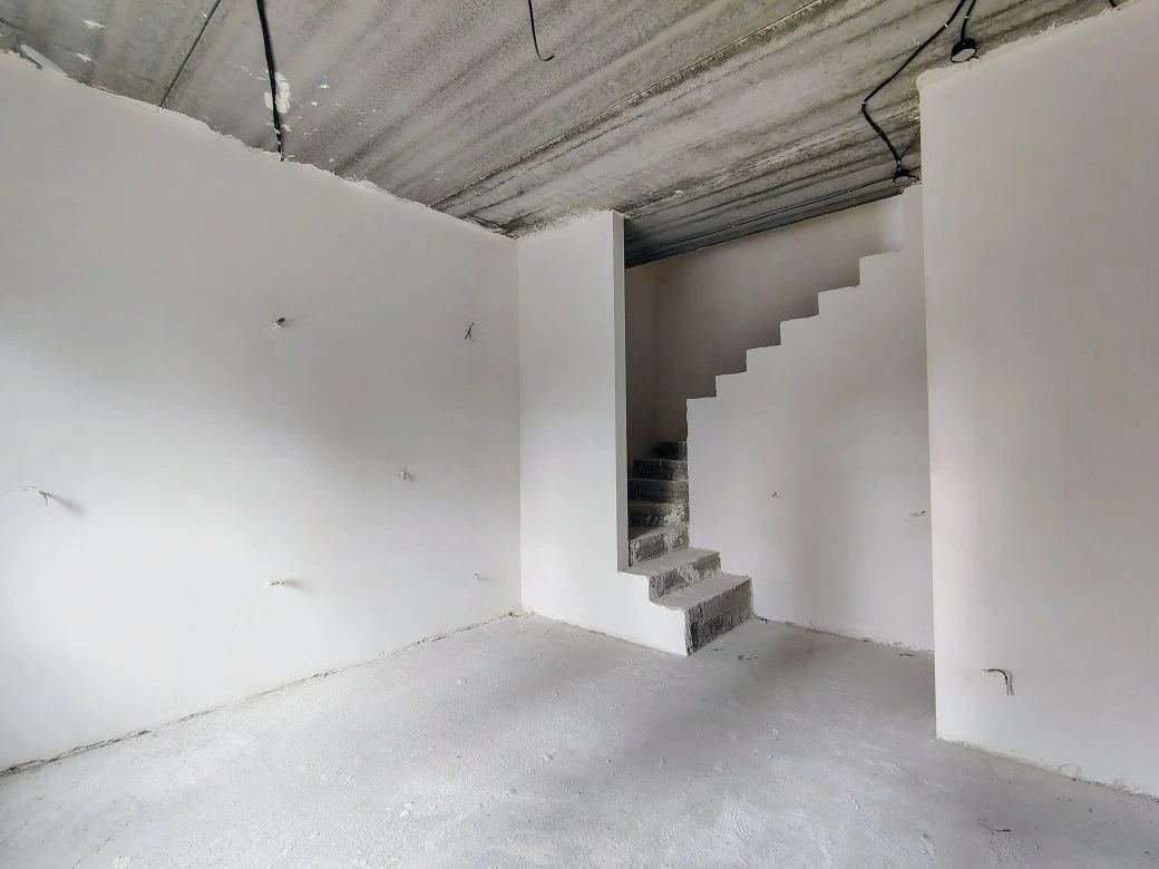 2-room apartment for sale. Vasylkiv. No commission. Ye-oselya