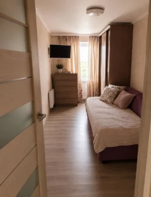 Selling 3 room apartment with renovation! Working with Certificates!