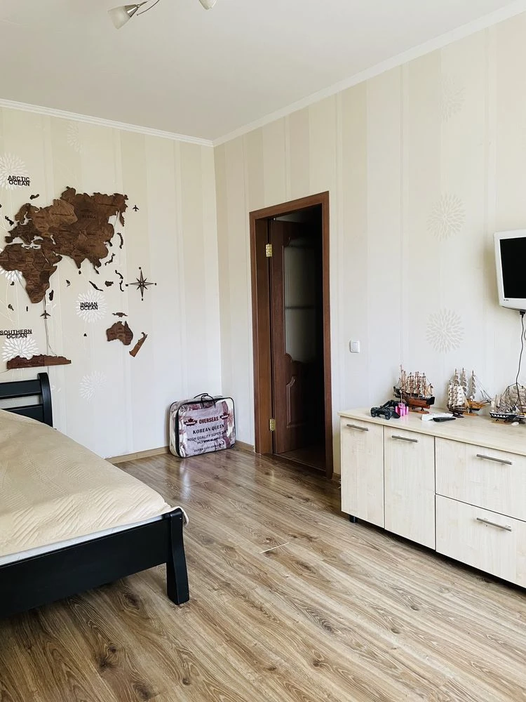 Apartment for sale in a one-story private house
