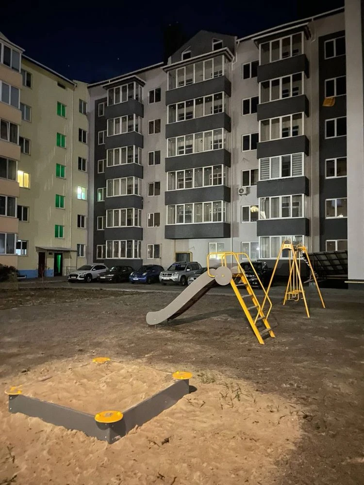 ПРОДАЖ !! Квартира - 92,3м2, - (700/м2)