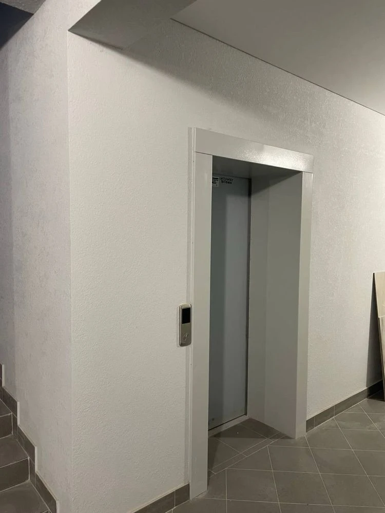 ПРОДАЖ !! Квартира - 92,3м2, - (700/м2)