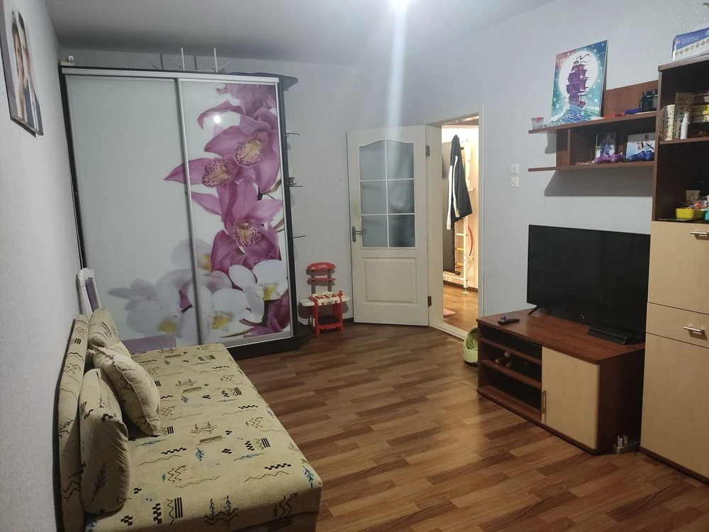 Продається 3-кімнатна квартира