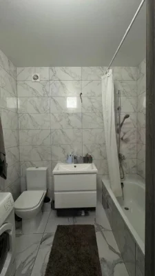 Продам 1-квартиру 35 кв.м. з ремонтом, новий будинок, 3-й по