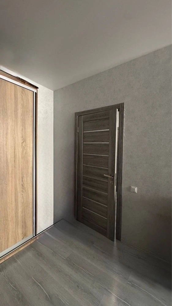 Продам 1-квартиру 35 кв.м. з ремонтом, новий будинок, 3-й по