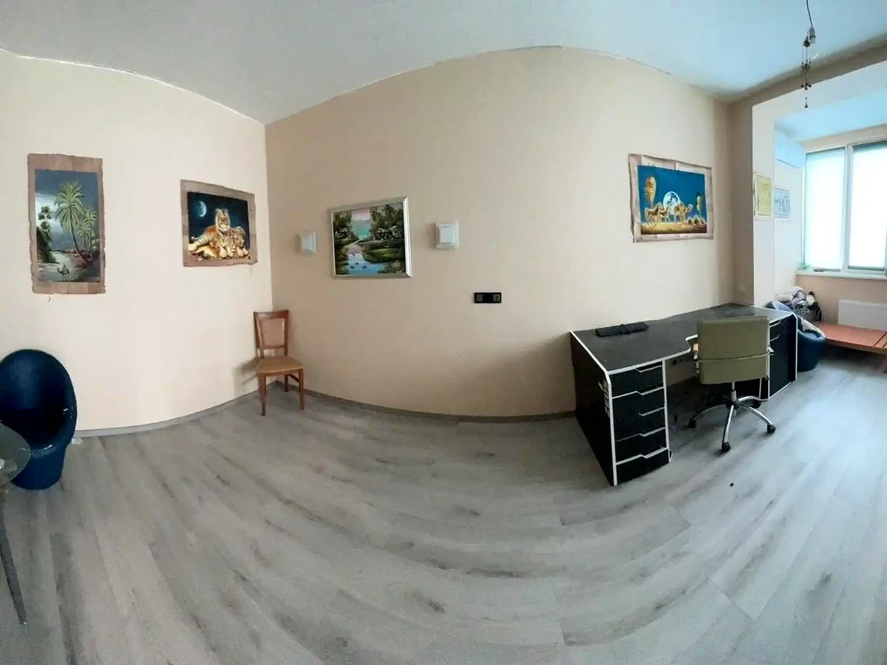 Продаж квартири 4-кімн. 122 м² 10/11 пов.