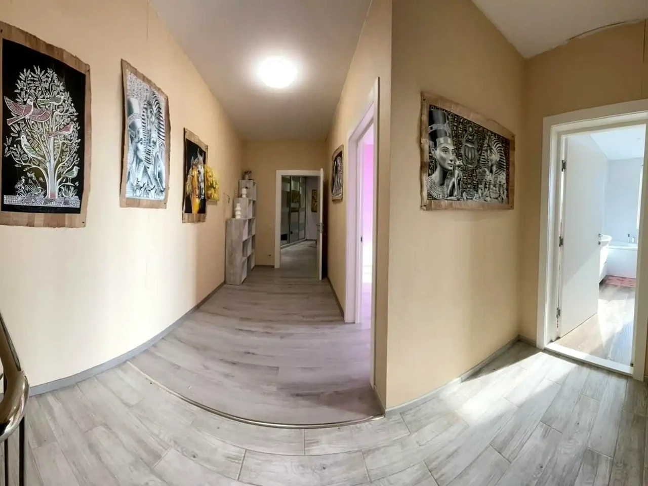Продаж квартири 4-кімн. 122 м² 10/11 пов.
