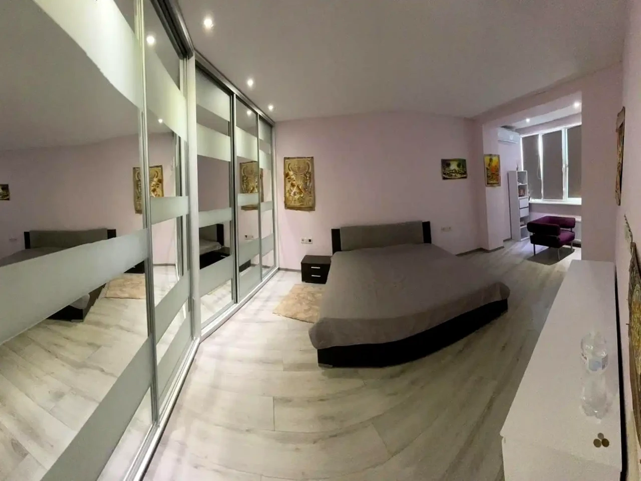 Продаж квартири 4-кімн. 122 м² 10/11 пов.