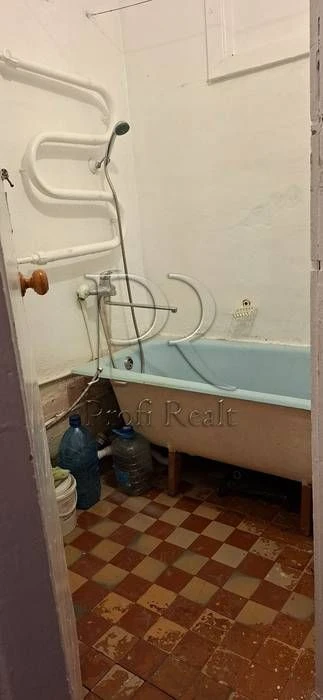 One-room apartment for sale at address: City of Vyshhorod, B. Khme Street
