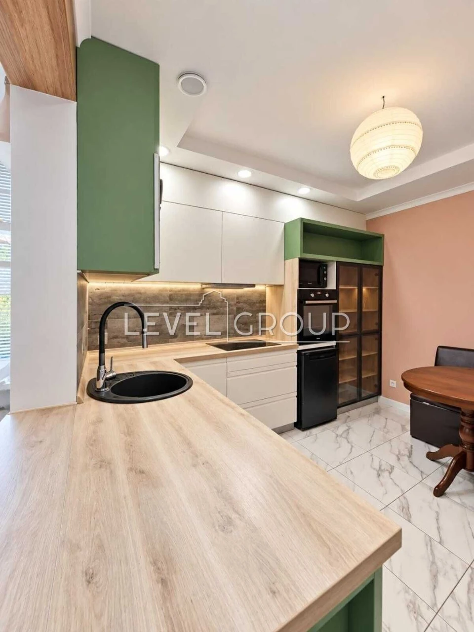 Sale of a modern 2-bedroom apartment in the "Yaroslavychi-2" residential complex, Vys