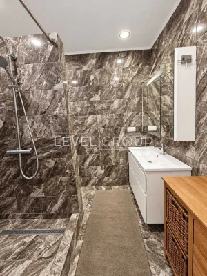 Sale of a modern 2-bedroom apartment in the "Yaroslavychi-2" residential complex, Vys